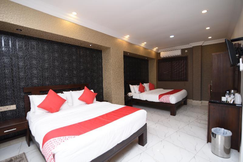 Oyo 256 Subash Hotel Jaffna Ngoại thất bức ảnh