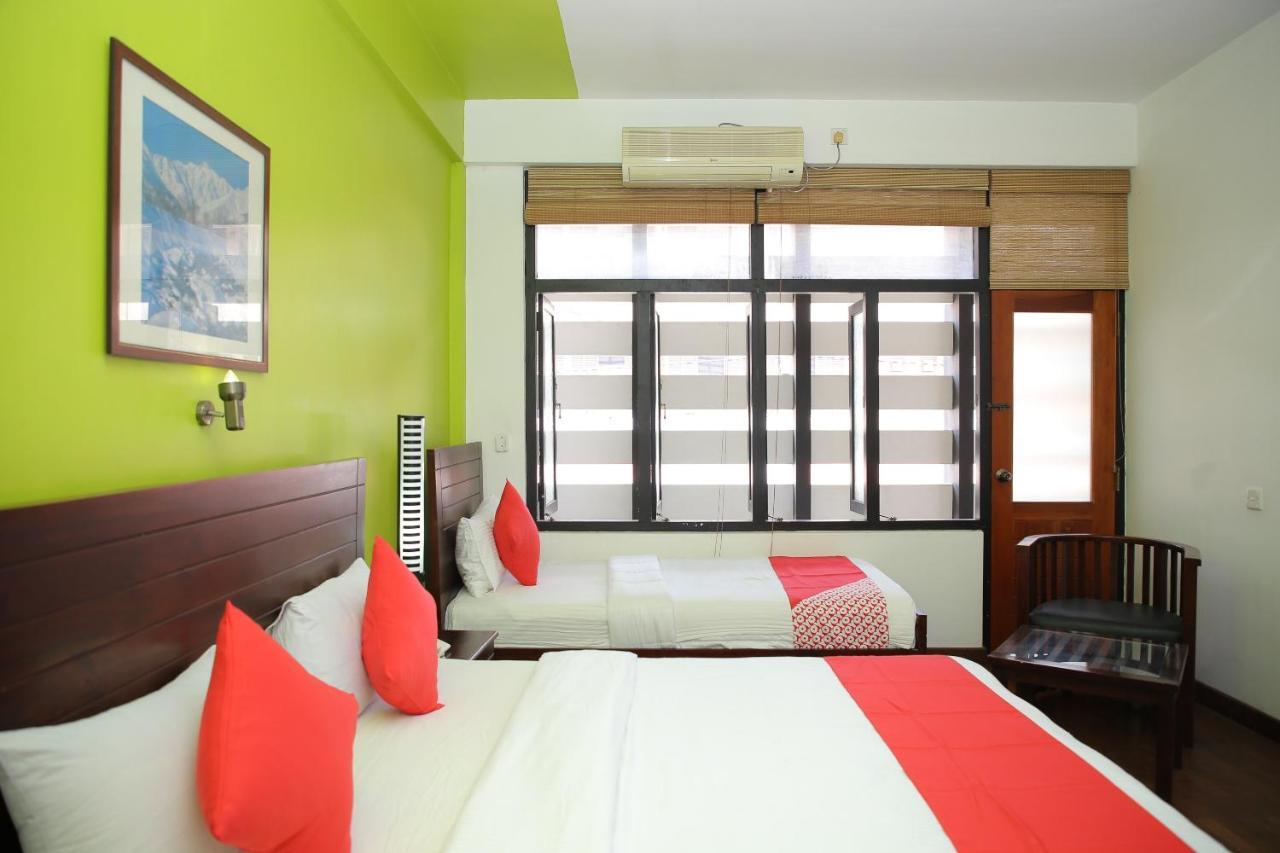 Oyo 256 Subash Hotel Jaffna Phòng bức ảnh